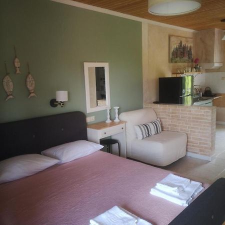 Achillion B&B Paralía Skotínis Exteriér fotografie