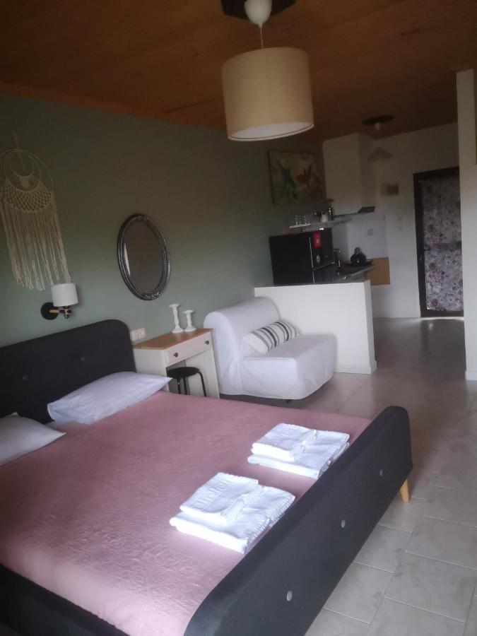 Achillion B&B Paralía Skotínis Exteriér fotografie